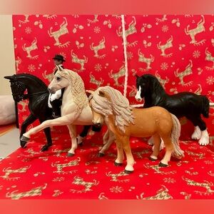 5 Schleich/Safari Ltd/Papo Horses!
